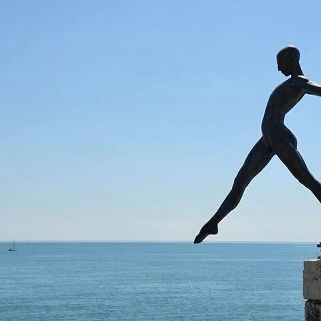 Casalionelantibes 70 Sqm Apartment With Garden And Parking エクステリア 写真